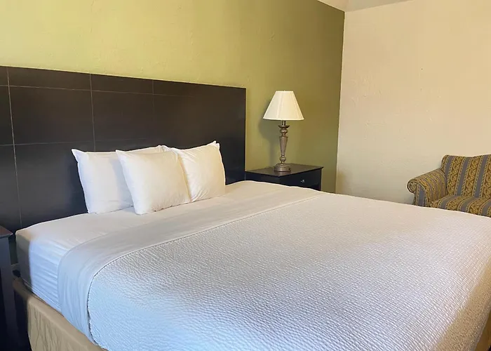 Chateau And Conference Center Hotel