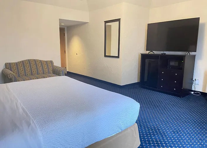 Chateau And Conference Center Hotel